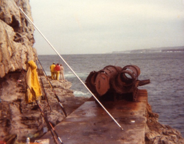 The Tubes NSW Jervis Bay Circa 1983 if anyone interested  me hooked up on a fin